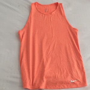 nike tank